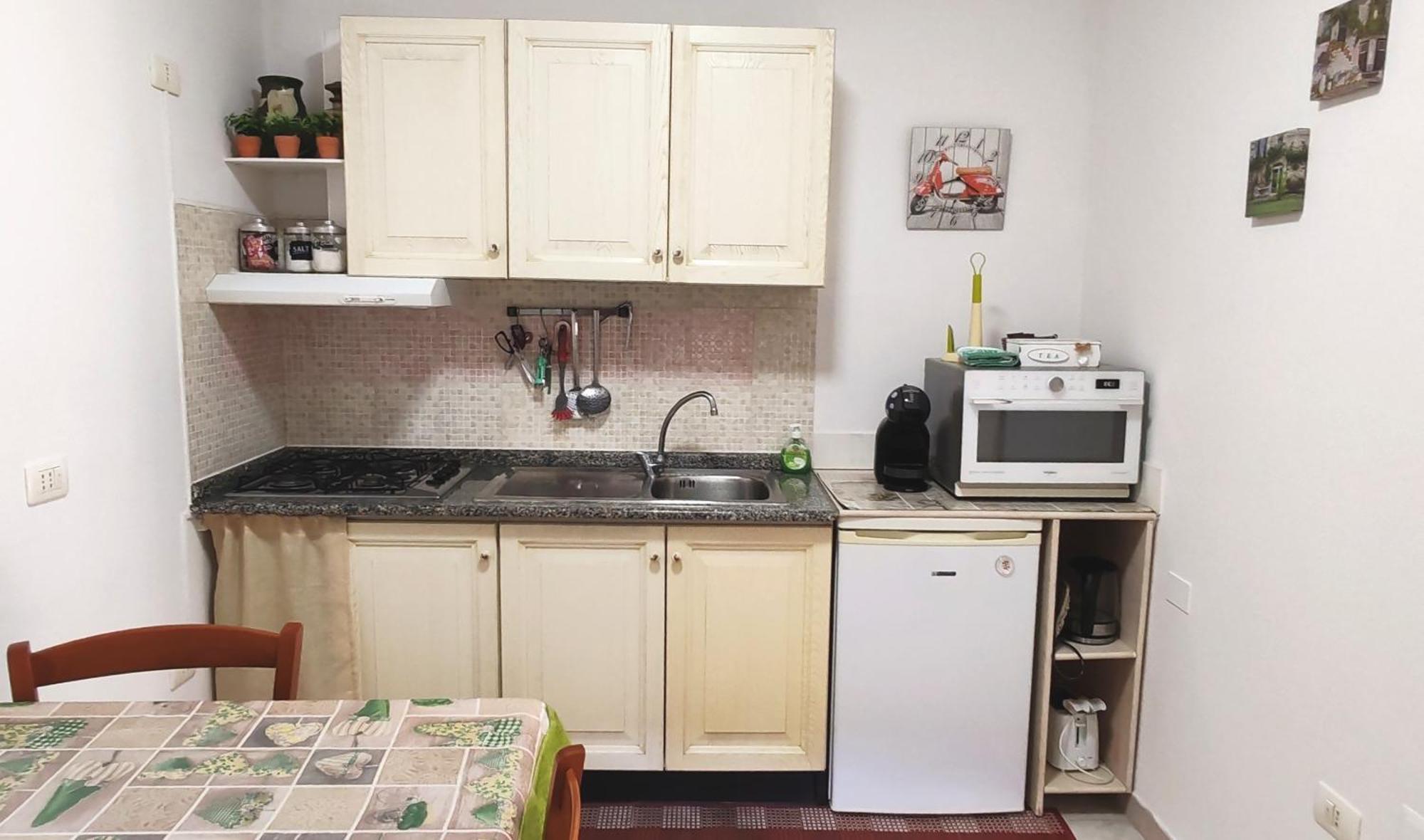 Casa Gio Lägenhet Assemini Exteriör bild